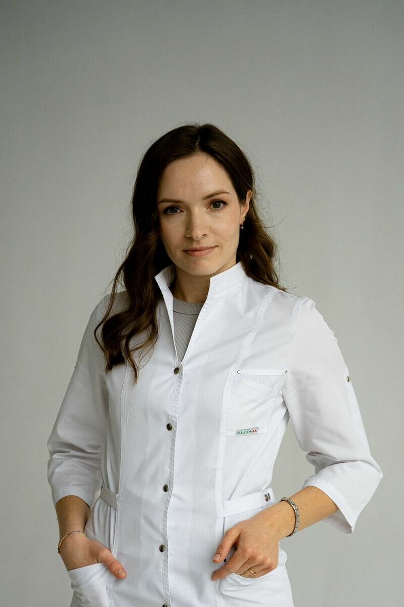 <span style="font-weight: bold;">Елена</span><span style="font-style: italic;"> </span>